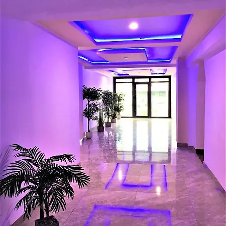 Sky View Апартаменти